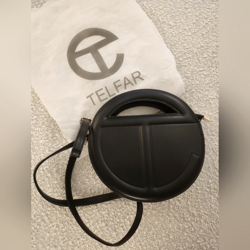👜 Round Telfar Cicle Crossbody Purse